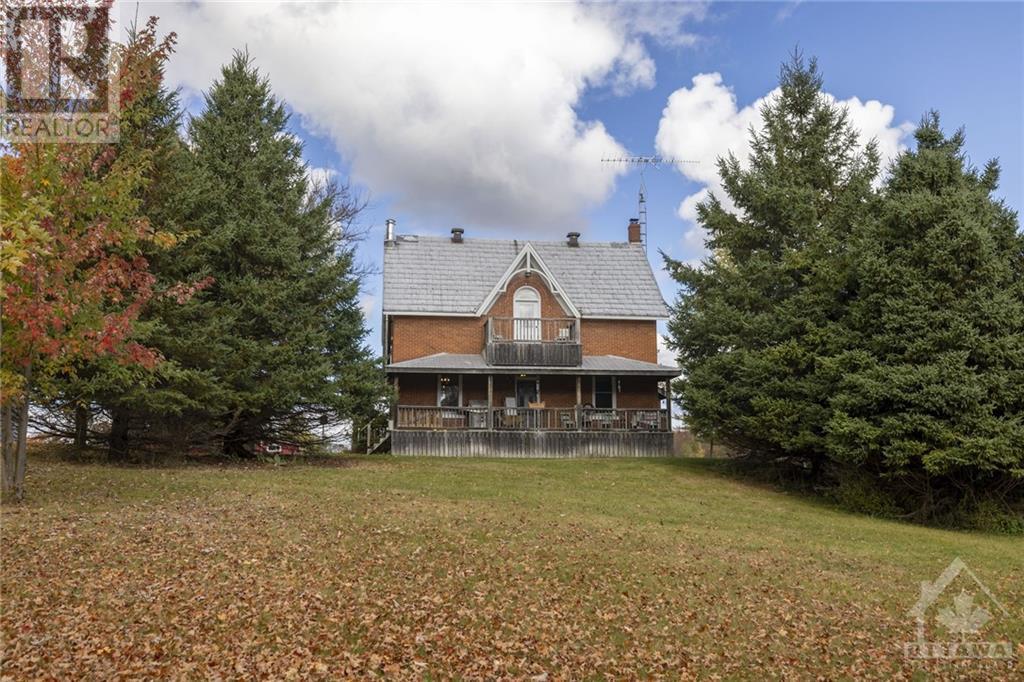 839 KEN DICK ROAD, douglas, Ontario