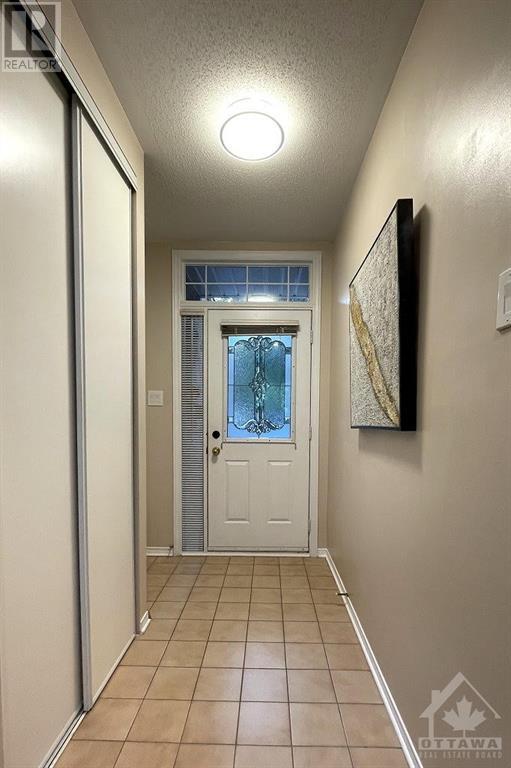 28 Covington Place, Nepean, Ontario  K2G 6B3 - Photo 2 - 1368320