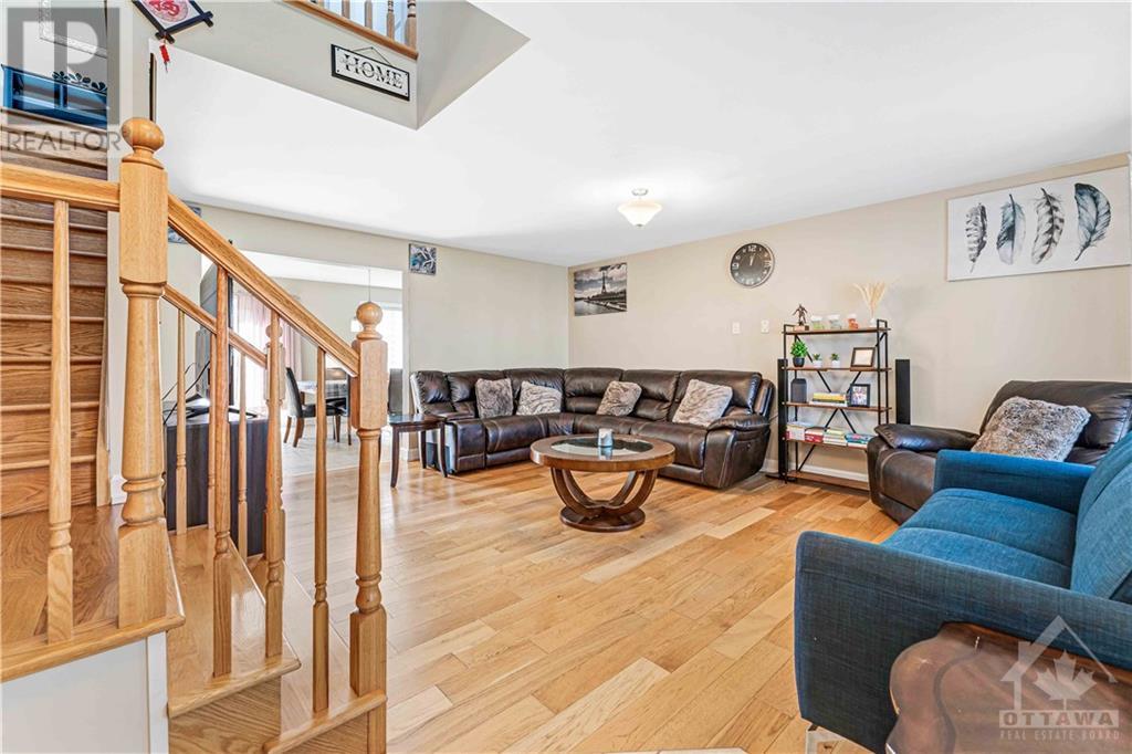 413 Central Park Boulevard, Russell, Ontario  K4R 0C8 - Photo 5 - 1368334