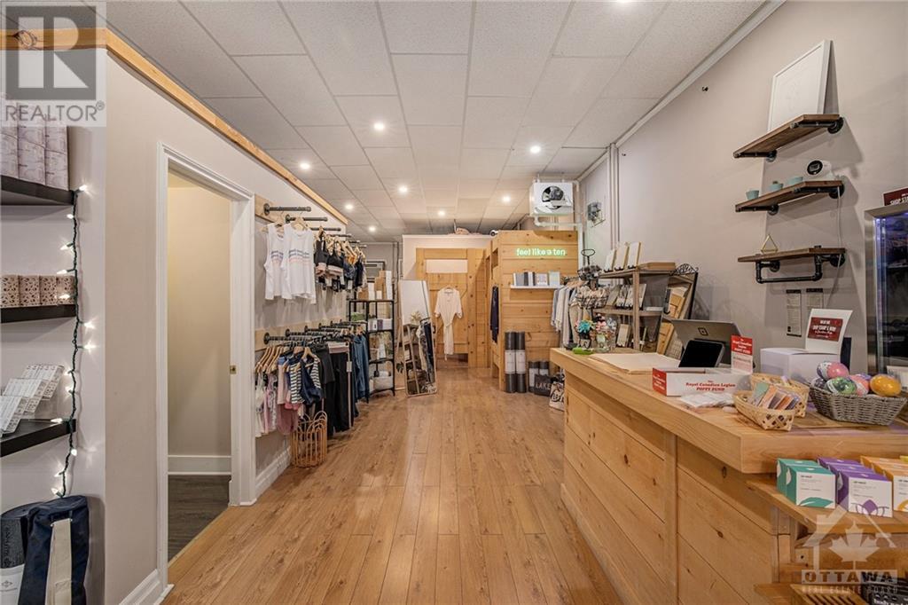 38 Gore E Street, Perth, Ontario  K7H 1H5 - Photo 15 - 1368325