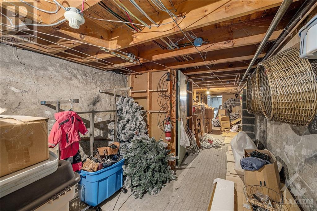 38 Gore E Street, Perth, Ontario  K7H 1H5 - Photo 25 - 1368325
