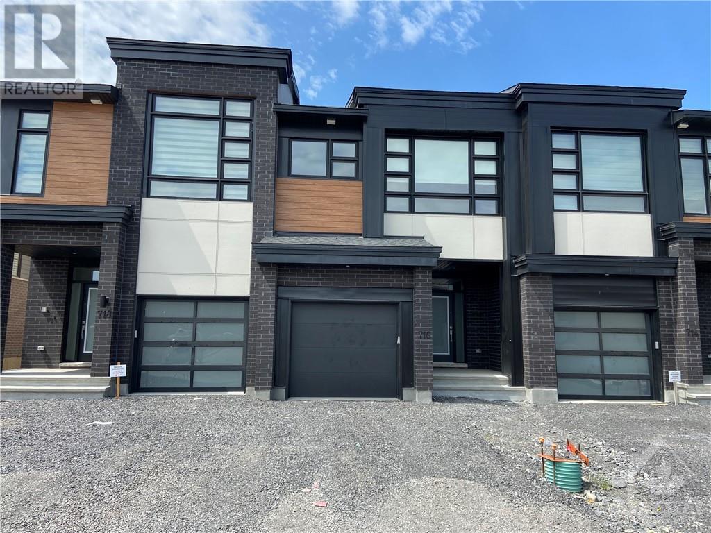 716 HORNED OWL AVENUE, ottawa, Ontario