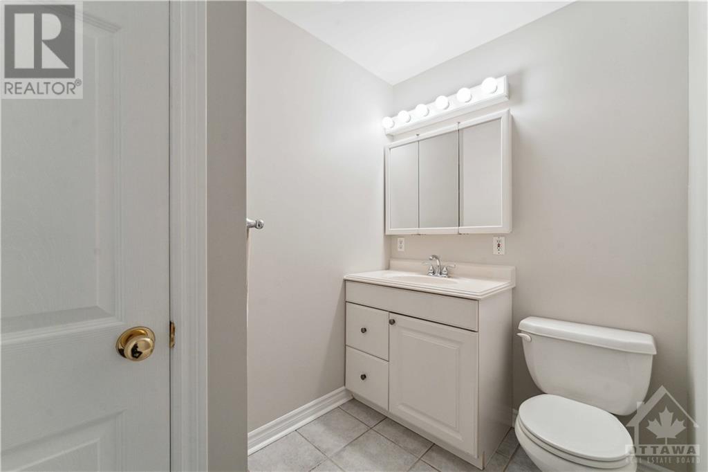 635 Clarke Avenue, Ottawa, Ontario  K1K 0Y4 - Photo 18 - 1368344