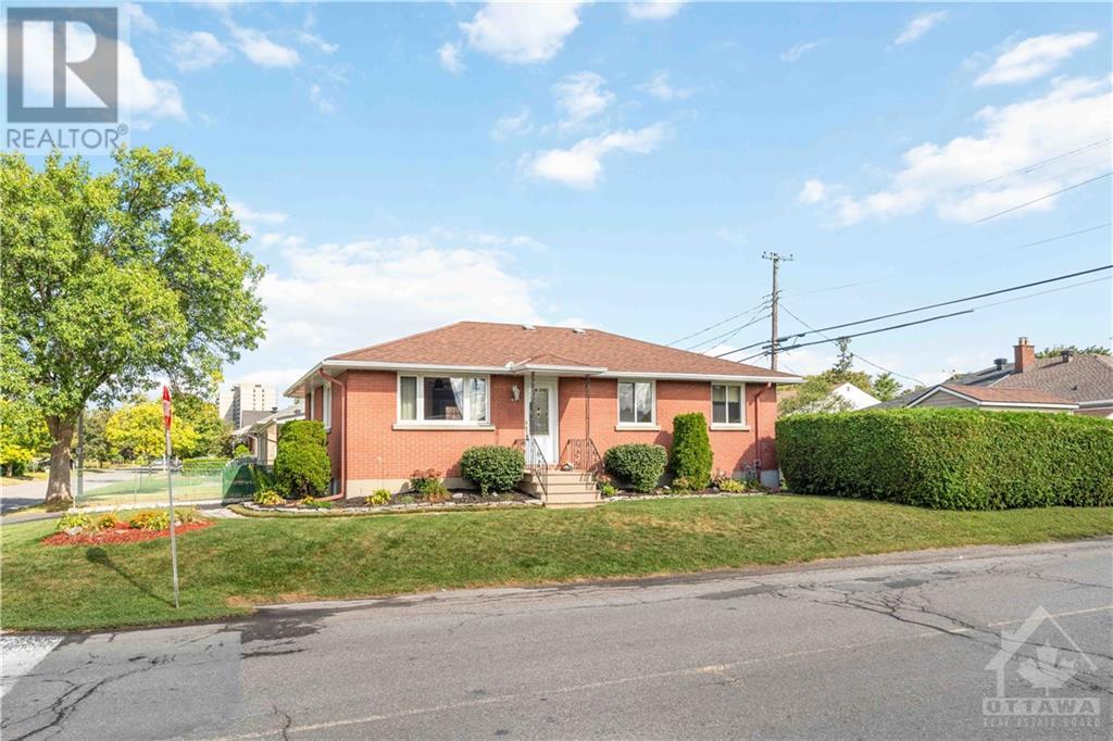 635 Clarke Avenue, Ottawa, Ontario  K1K 0Y4 - Photo 3 - 1368344