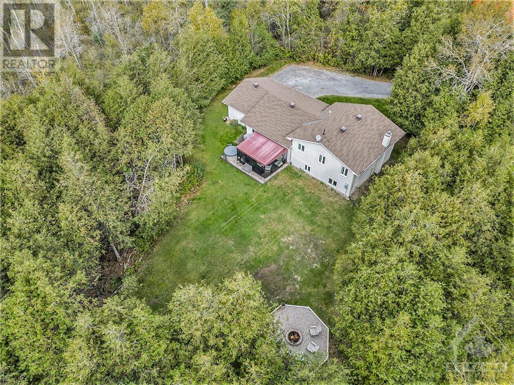 7795 Flewellyn Road, Ashton, Ontario  K0A 1B0 - Photo 2 - 1368367