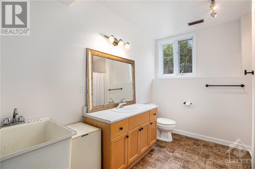 7795 Flewellyn Road, Ashton, Ontario  K0A 1B0 - Photo 20 - 1368367