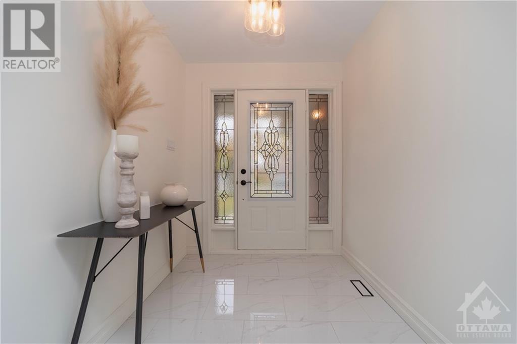 27 Claudet Crescent, Ottawa, Ontario  K1G 4R5 - Photo 2 - 1368311