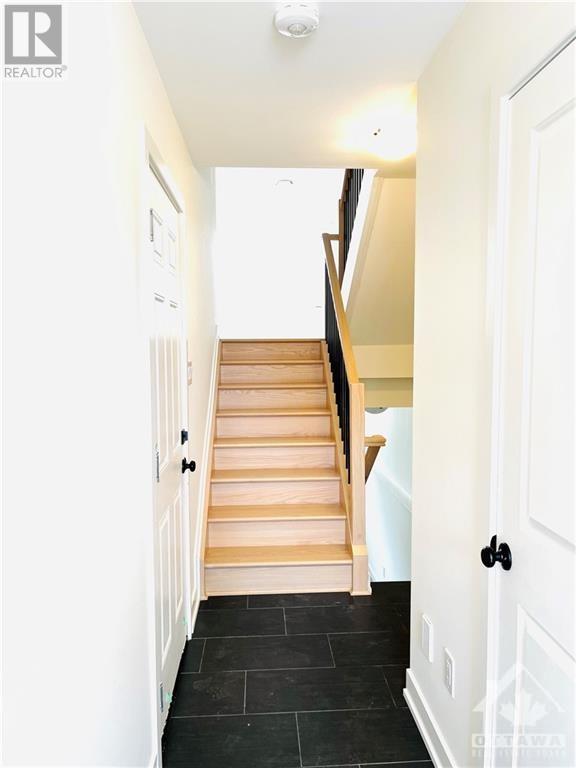 44 Whitcomb Crescent, Smiths Falls, Ontario  K7A 0C0 - Photo 2 - 1368309