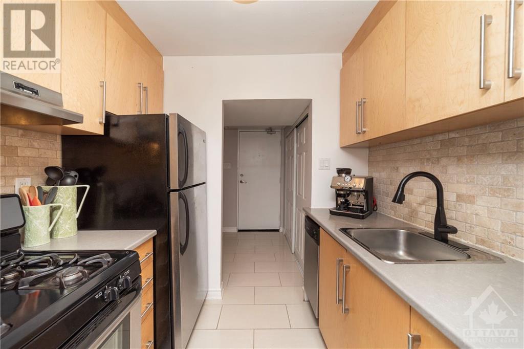 12 Corkstown Rd Road Unit#121, Nepean, Ontario  K2H 5B3 - Photo 11 - 1368201