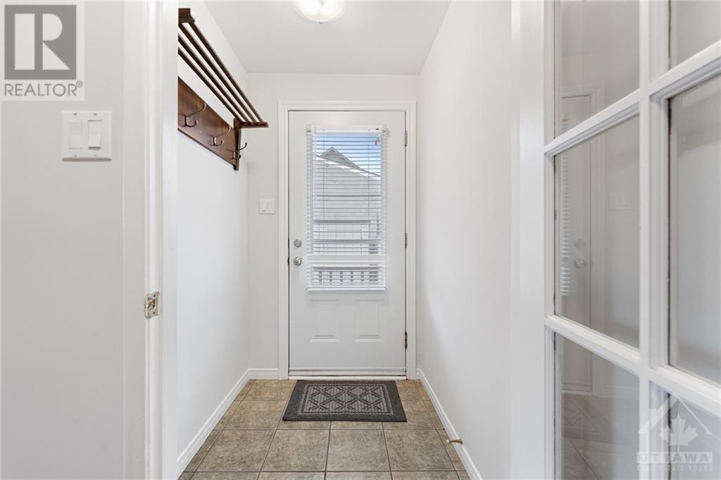 1335 Avenue P Avenue, Ottawa, Ontario  K1G 0B4 - Photo 3 - 1367224