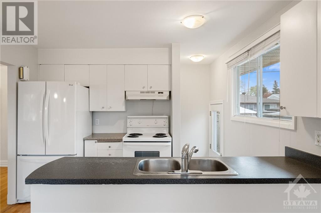 1335 Avenue P Avenue, Ottawa, Ontario  K1G 0B4 - Photo 8 - 1367224