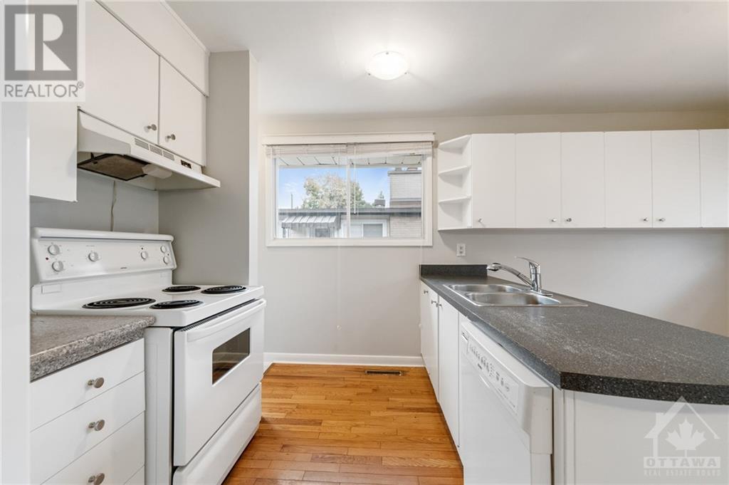 1335 Avenue P Avenue, Ottawa, Ontario  K1G 0B4 - Photo 9 - 1367224