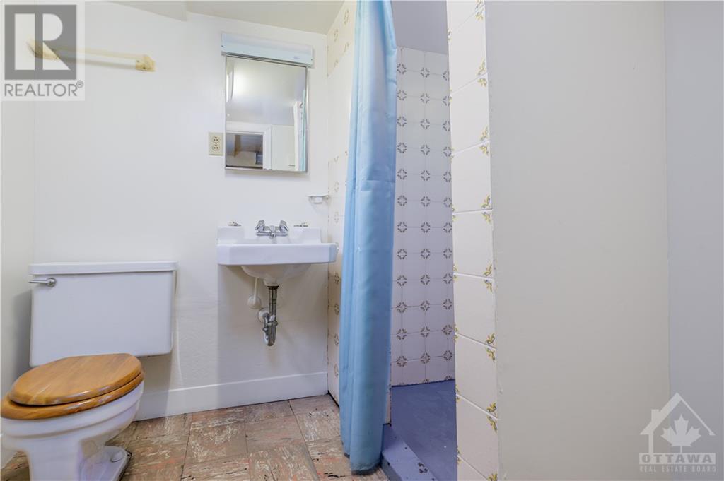 10 Argue Drive, Ottawa, Ontario  K2E 6S1 - Photo 13 - 1368417