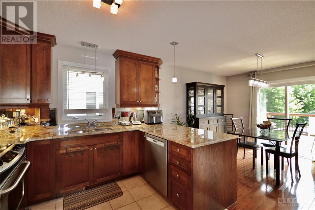 565 Emerald Street, Rockland, Ontario  K4K 0B9 - Photo 9 - 1368457