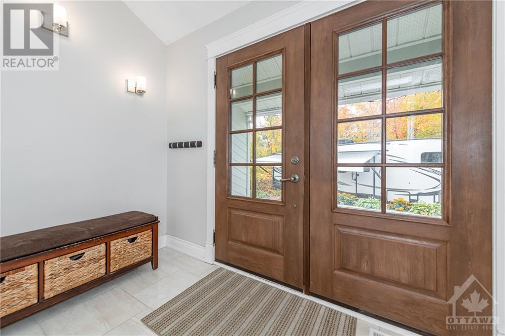 1238 Barnwell Crescent, Ottawa, Ontario  K4B 1K4 - Photo 3 - 1368280