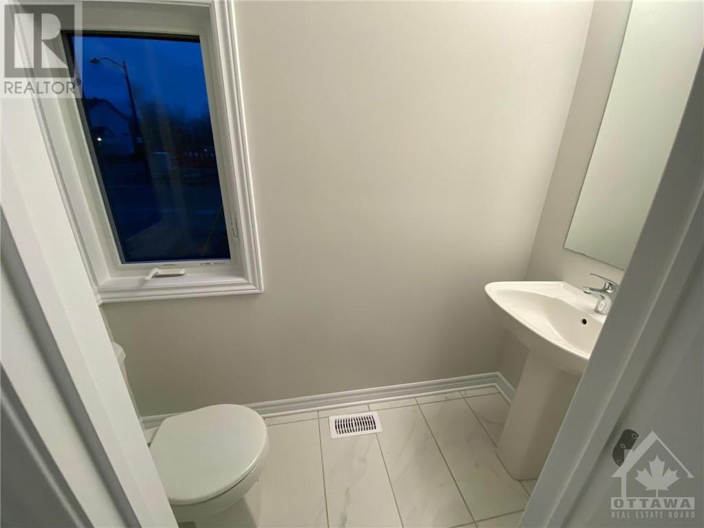 246 Beaugency Street, Ottawa, Ontario  K1W 0T2 - Photo 5 - 1367736
