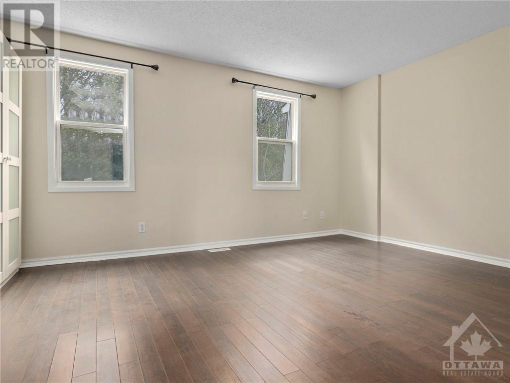 110 Glen Park Drive, Ottawa, Ontario  K1B 4Y4 - Photo 12 - 1368128