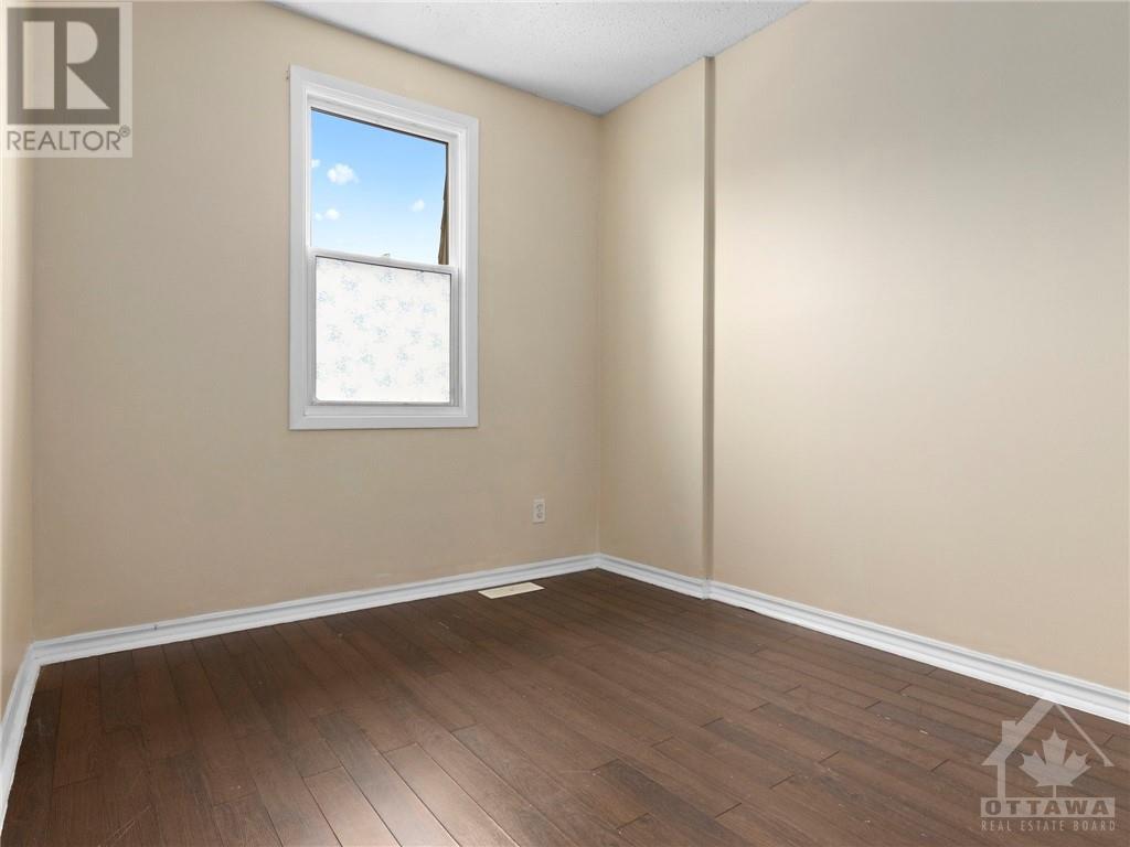 110 Glen Park Drive, Ottawa, Ontario  K1B 4Y4 - Photo 17 - 1368128
