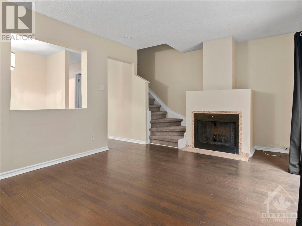 110 Glen Park Drive, Ottawa, Ontario  K1B 4Y4 - Photo 6 - 1368128