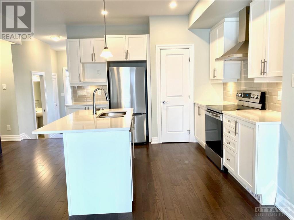307 Grackle Street, Ottawa, Ontario  K1X 0G8 - Photo 4 - 1368516