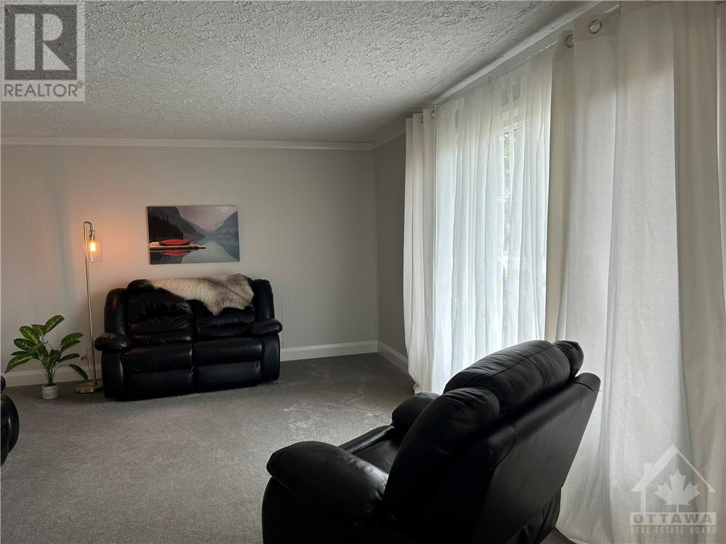 35 Burnstown Road, White Lake, Ontario  K0A 3L0 - Photo 11 - 1365951
