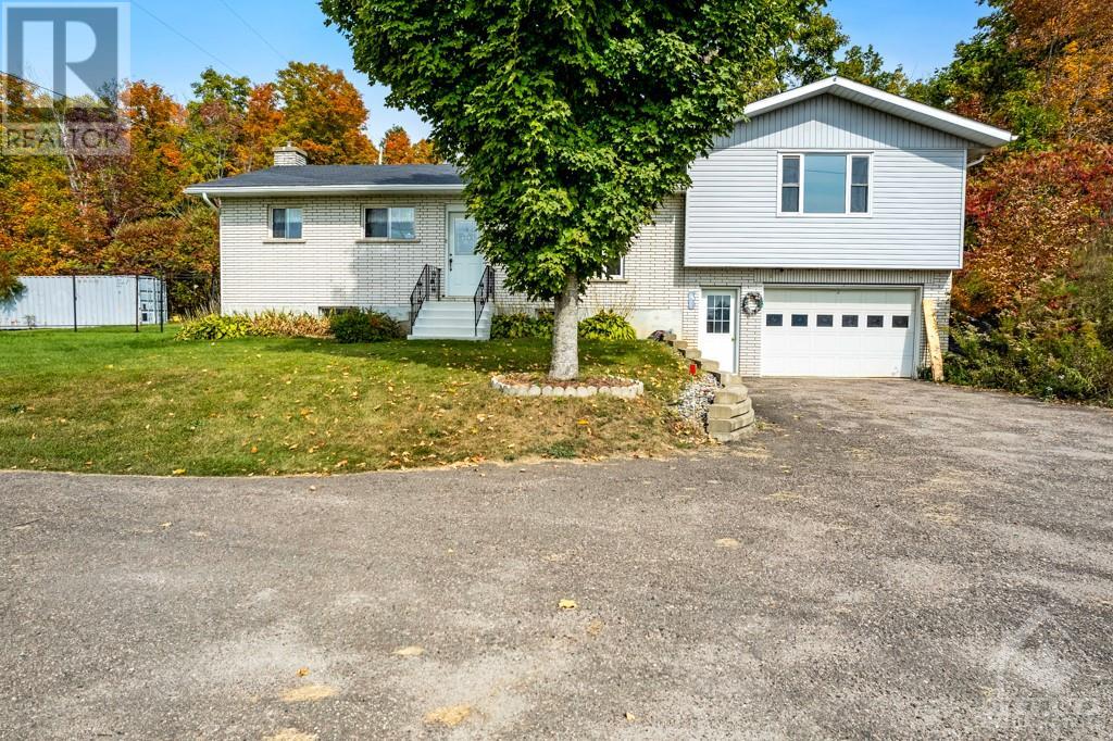 4188 ELPHIN MABERLY ROAD, snow road station, Ontario