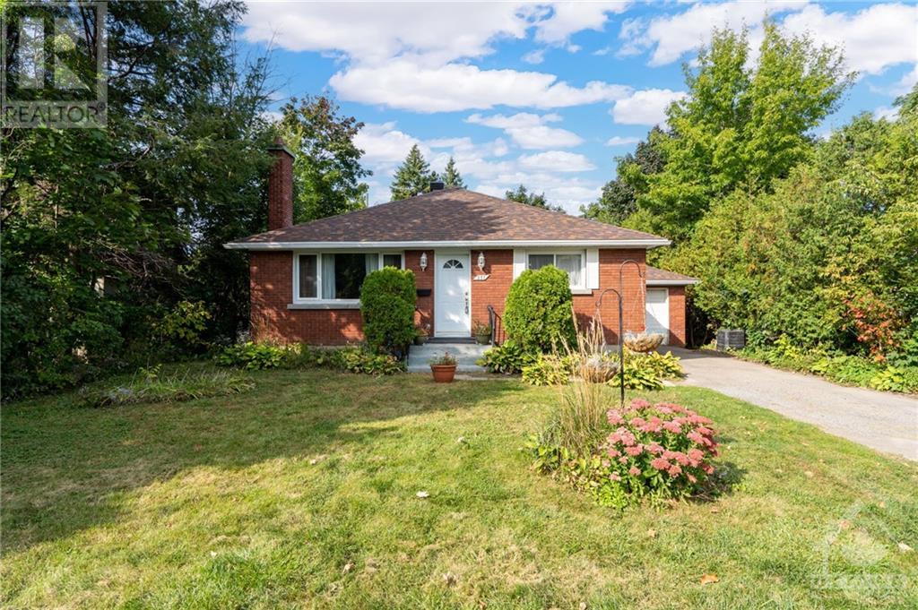 311 Mountbatten Avenue, Ottawa, Ontario  K1H 5N2 - Photo 2 - 1368501