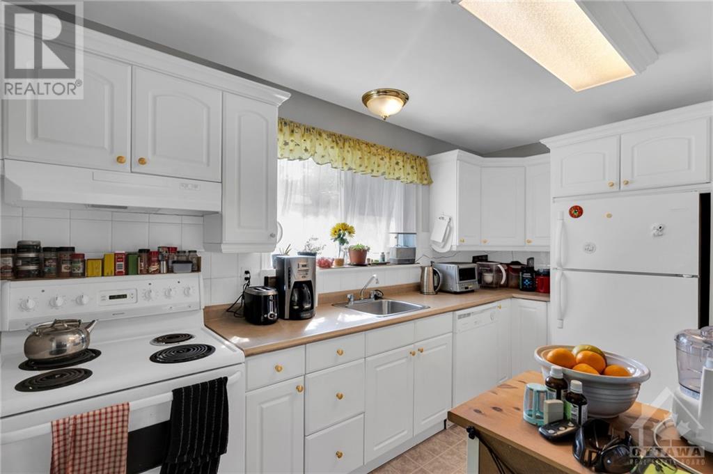 311 Mountbatten Avenue, Ottawa, Ontario  K1H 5N2 - Photo 9 - 1368501