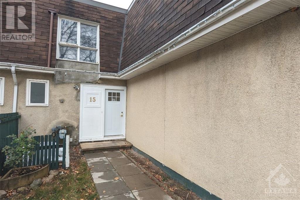 15 Oberon Street, Ottawa, Ontario  K2H 7X6 - Photo 3 - 1368470