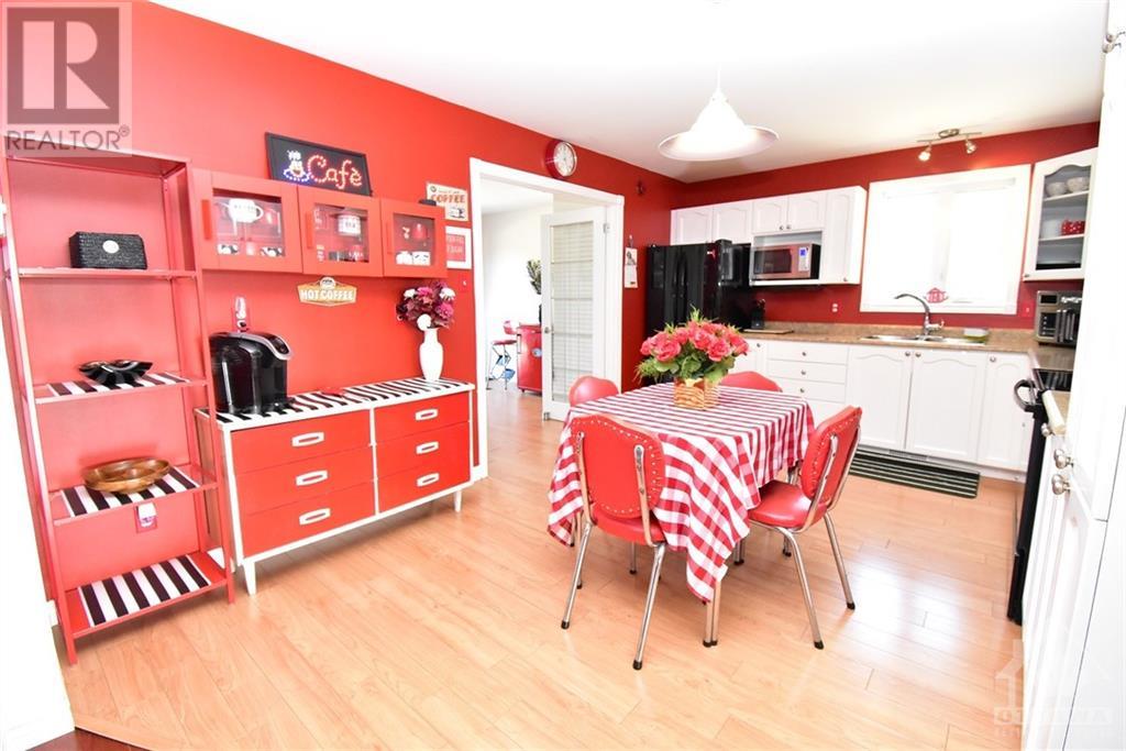 5518 Meadowbrook Drive, Iroquois, Ontario  K0E 1K0 - Photo 8 - 1368249
