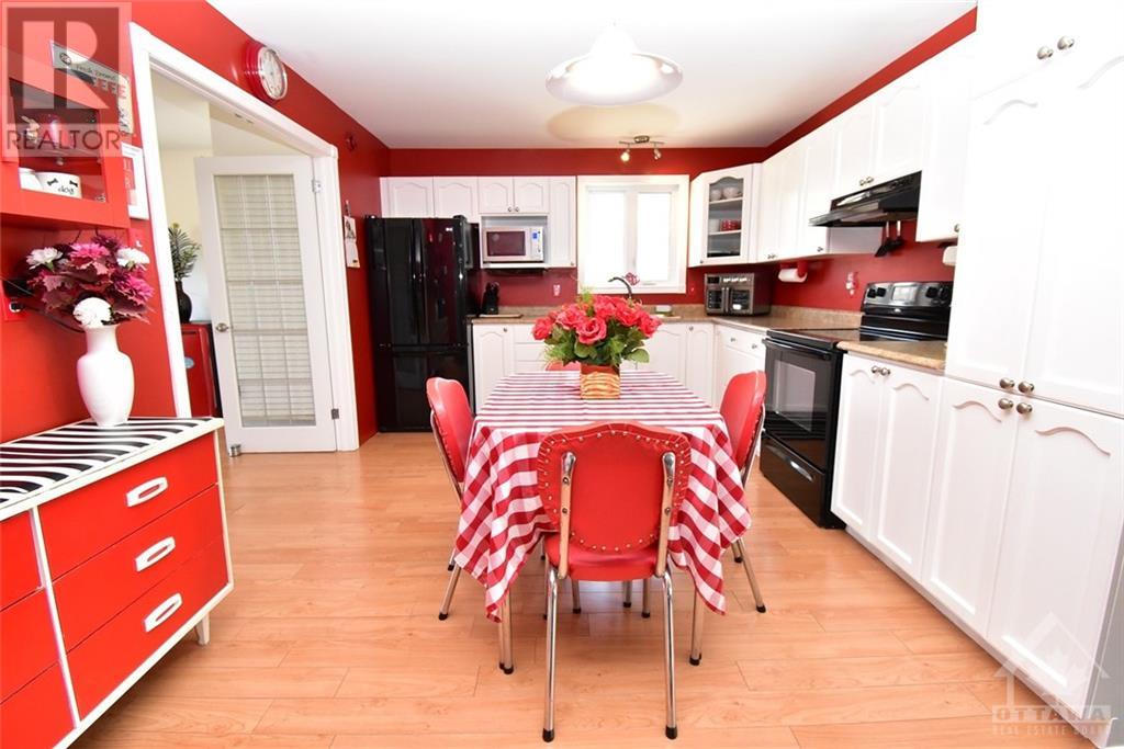 5518 Meadowbrook Drive, Iroquois, Ontario  K0E 1K0 - Photo 9 - 1368249