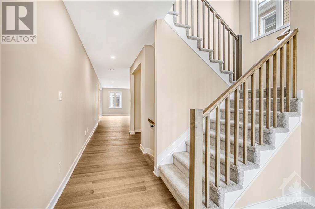 109 Hackamore Crescent, Richmond, Ontario  K0A 2Z0 - Photo 2 - 1368661