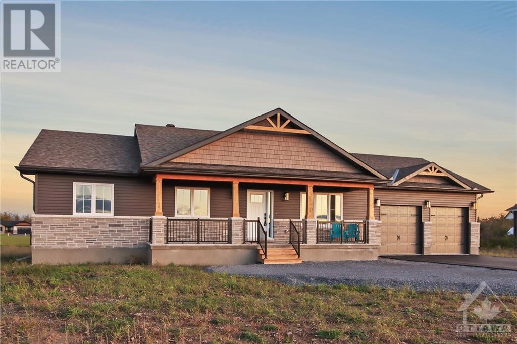 205 TRUDEAU CRESCENT, russell, Ontario