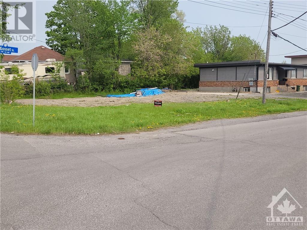 1353 Gosset Street, Ottawa, Ontario  K1B 3P6 - Photo 1 - 1368329