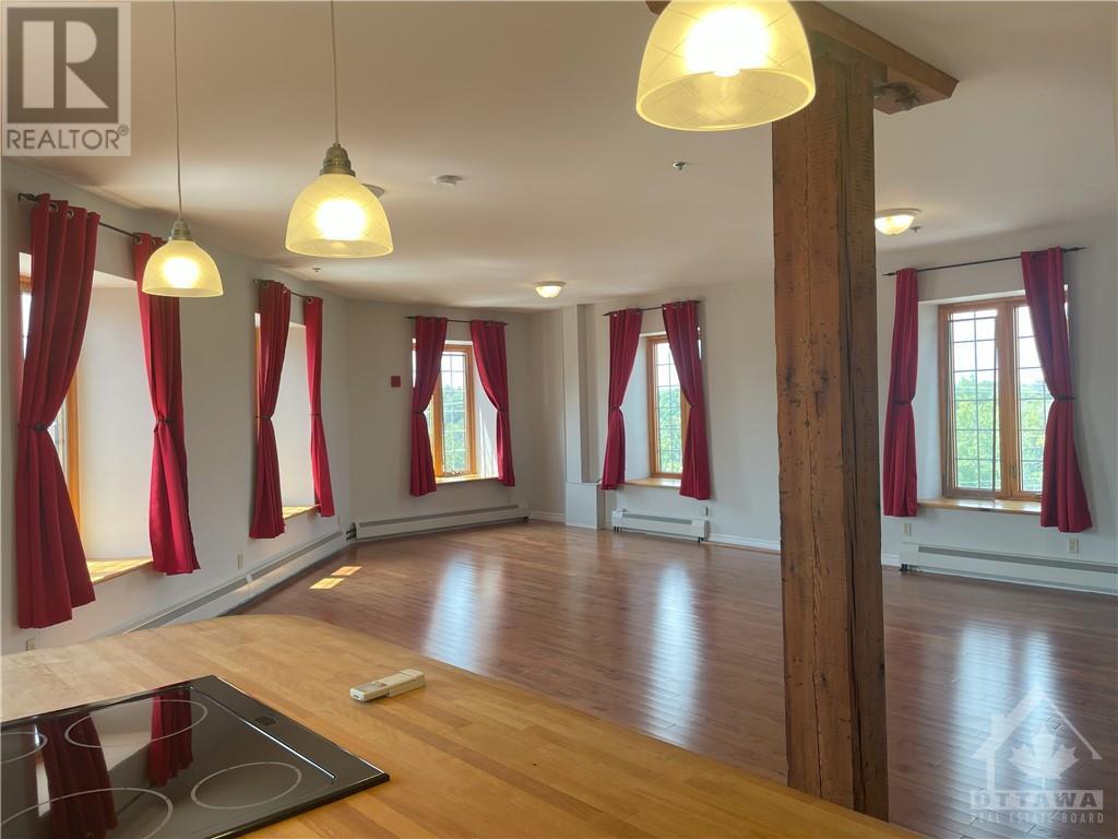 7 Mill Street Unit#401, Almonte, Ontario  K0A 1A0 - Photo 2 - 1368670