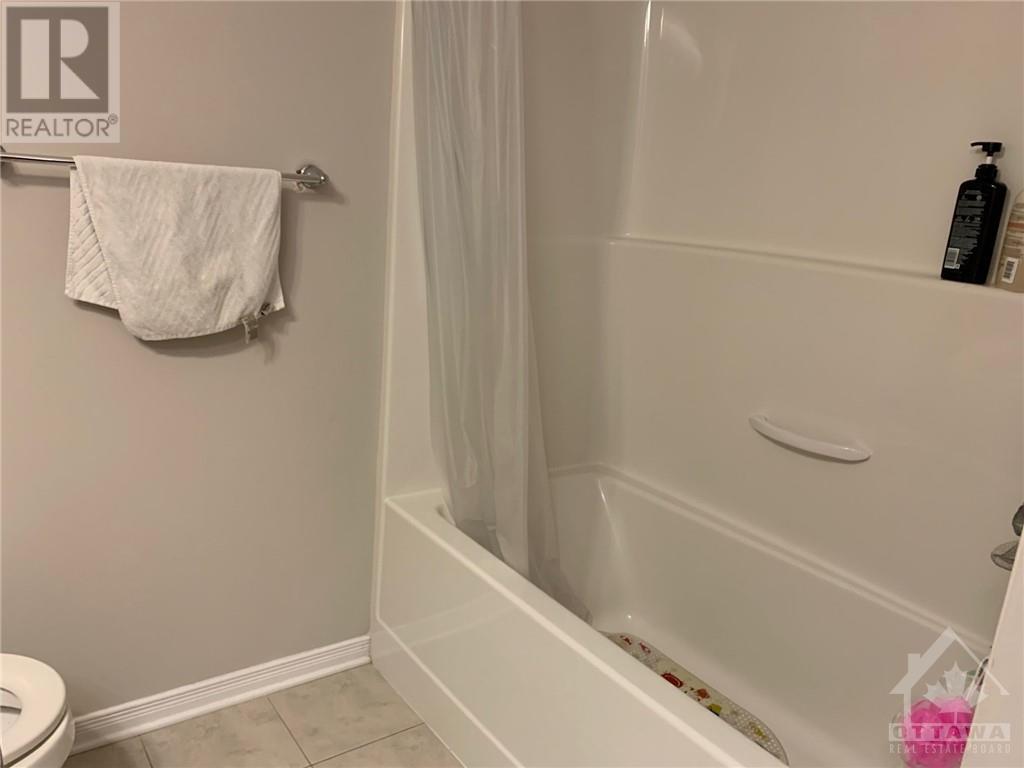 235 Losino Crescent, Ottawa, Ontario  K2V 0E4 - Photo 25 - 1368407