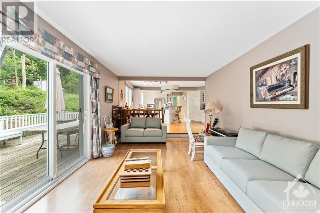 47 Amberly Place, Ottawa, Ontario  K1J 7J9 - Photo 13 - 1368735