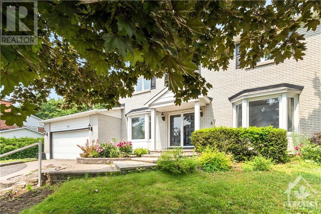 47 Amberly Place, Ottawa, Ontario  K1J 7J9 - Photo 2 - 1368735