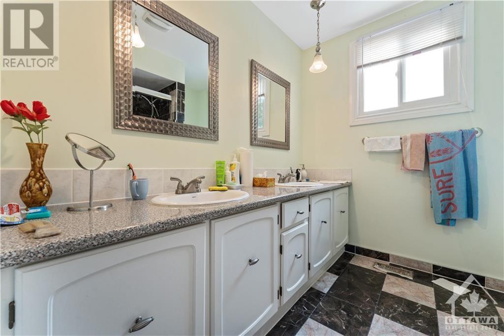 47 Amberly Place, Ottawa, Ontario  K1J 7J9 - Photo 22 - 1368735