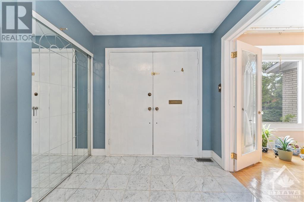 47 Amberly Place, Ottawa, Ontario  K1J 7J9 - Photo 3 - 1368735