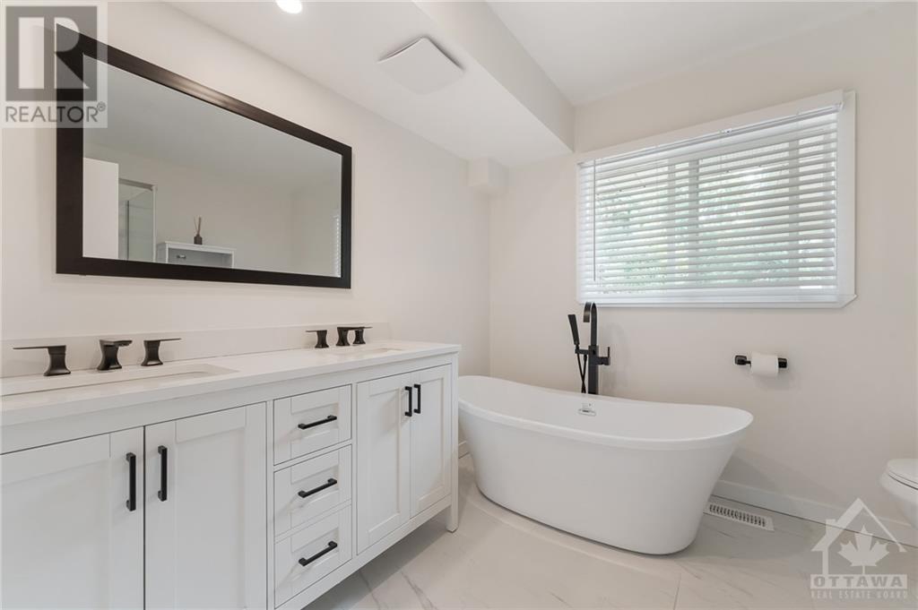 13 Quinpool Crescent, Ottawa, Ontario  K2H 6H9 - Photo 15 - 1368699