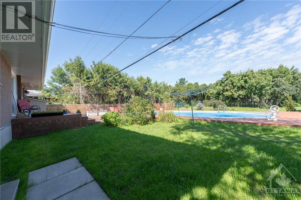 13 Quinpool Crescent, Ottawa, Ontario  K2H 6H9 - Photo 24 - 1368699