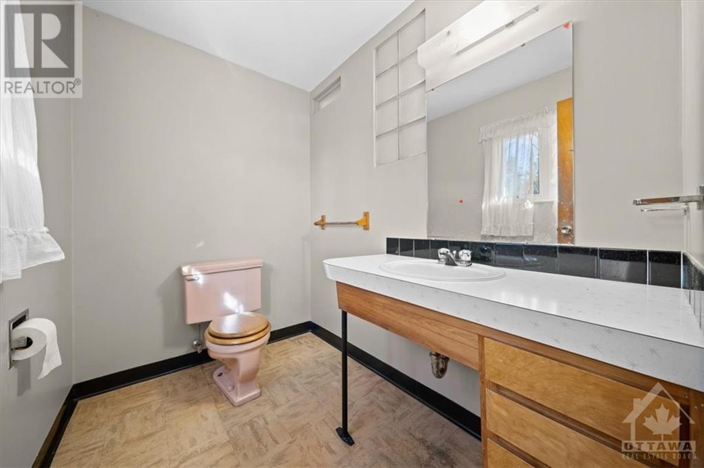 730 Holt Crescent, Ottawa, Ontario  K1G 2Y7 - Photo 15 - 1368668