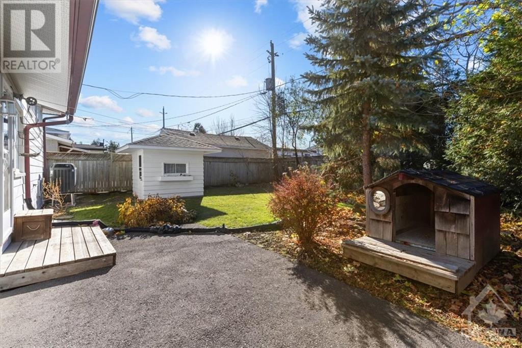 730 Holt Crescent, Ottawa, Ontario  K1G 2Y7 - Photo 4 - 1368668
