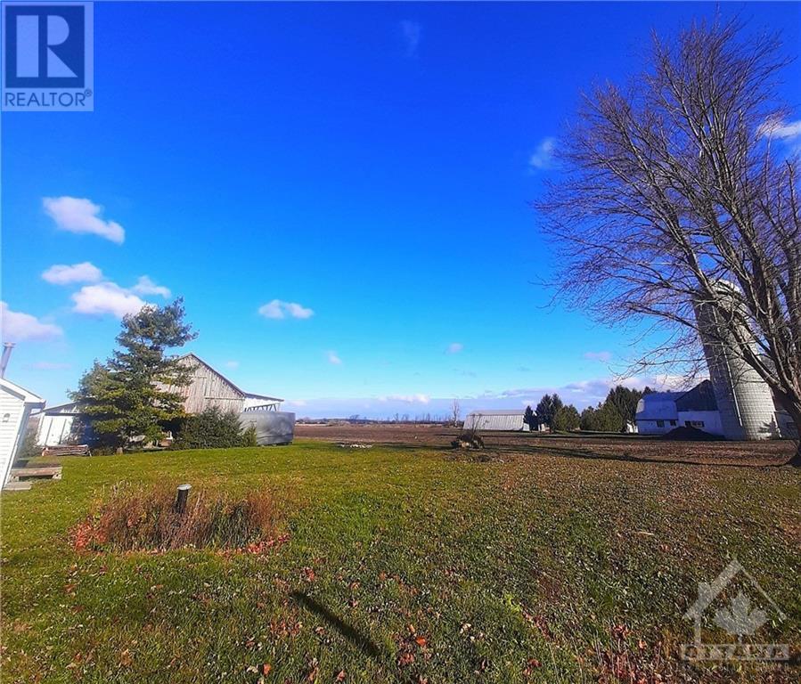 12023 County Road 5 Road, Winchester, Ontario  K0C 2H0 - Photo 2 - 1368598