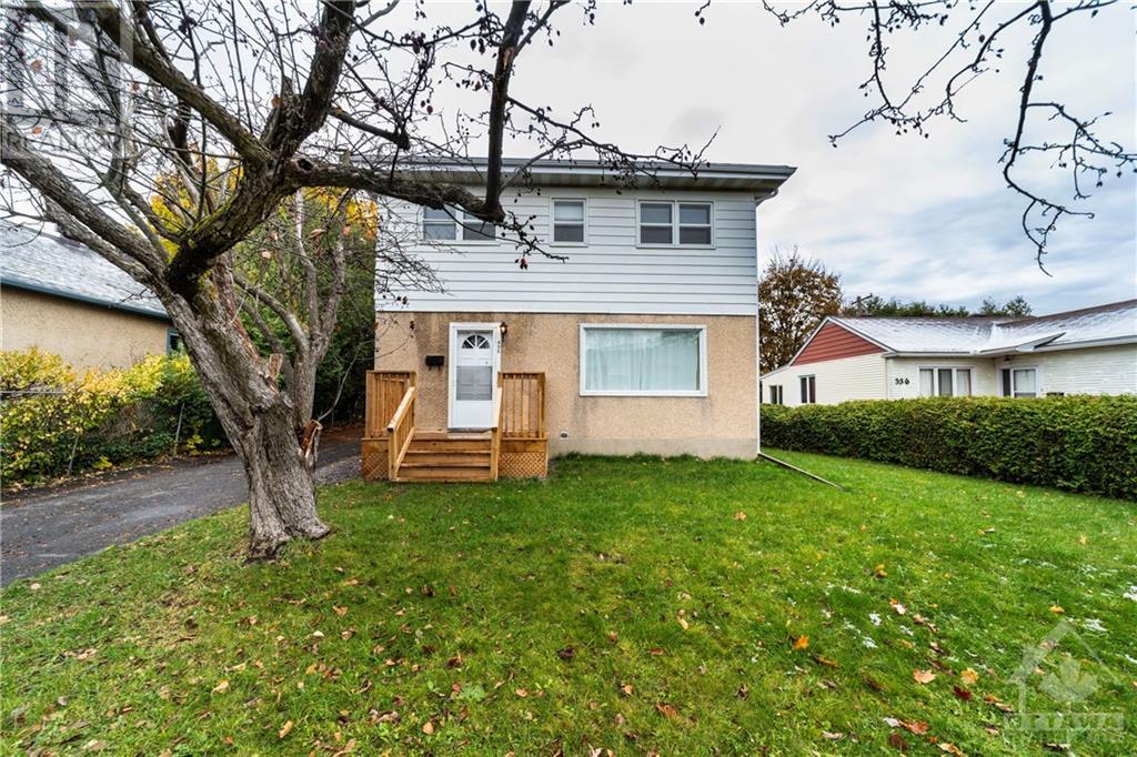 402 Regis Avenue, Ottawa, Ontario  K1K 0X8 - Photo 1 - 1369145