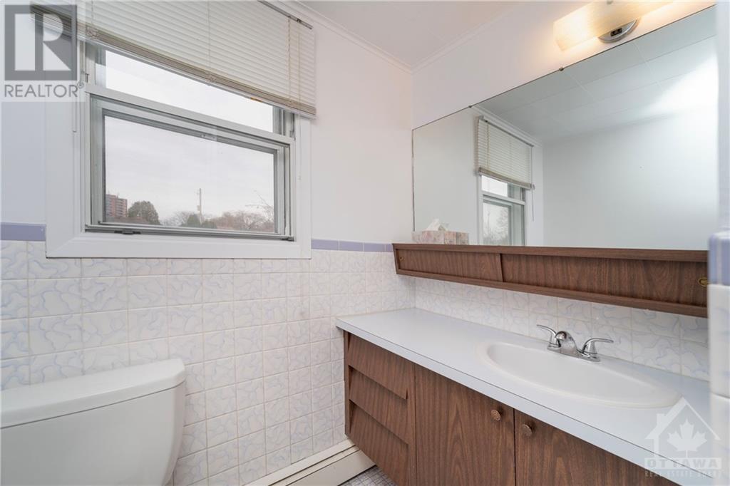 402 Regis Avenue, Ottawa, Ontario  K1K 0X8 - Photo 20 - 1369145