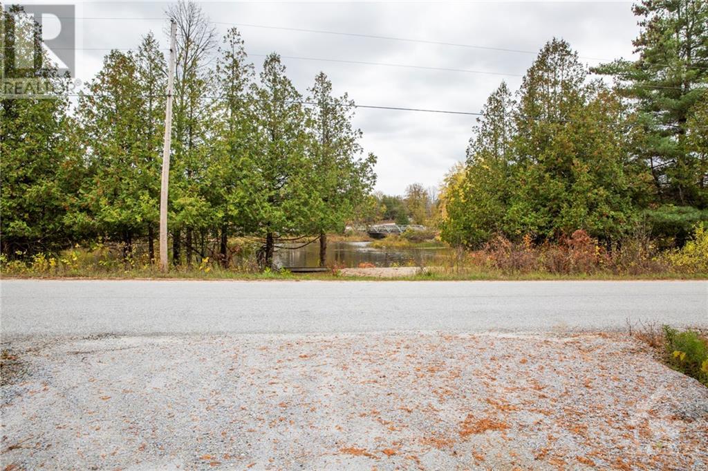 854 Iron Mine Road, Lanark Highlands, Ontario  K0G 1K0 - Photo 14 - 1369393