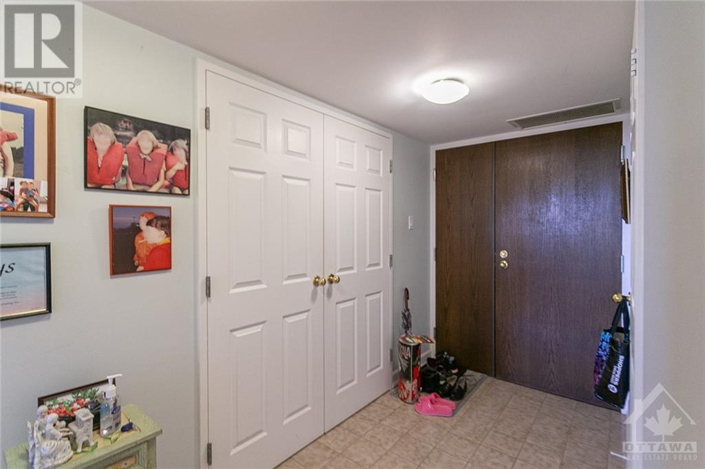 2019 Carling Avenue Unit#305, Ottawa, Ontario  K2A 4A2 - Photo 2 - 1369546