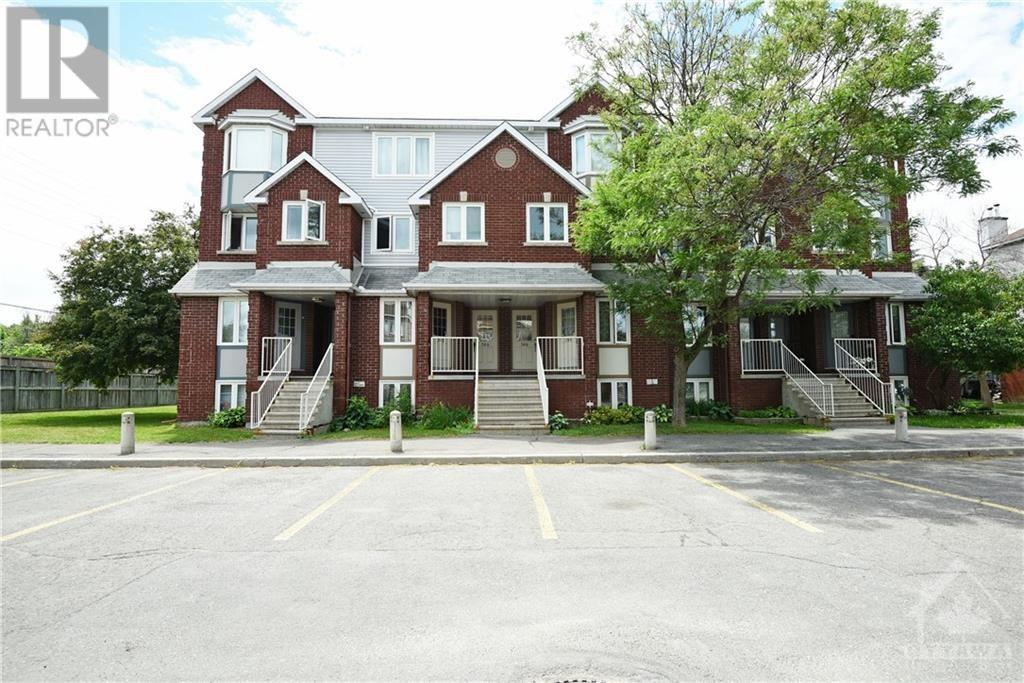 300 Briston Private, Ottawa, Ontario  K1G 5R1 - Photo 1 - 1369832